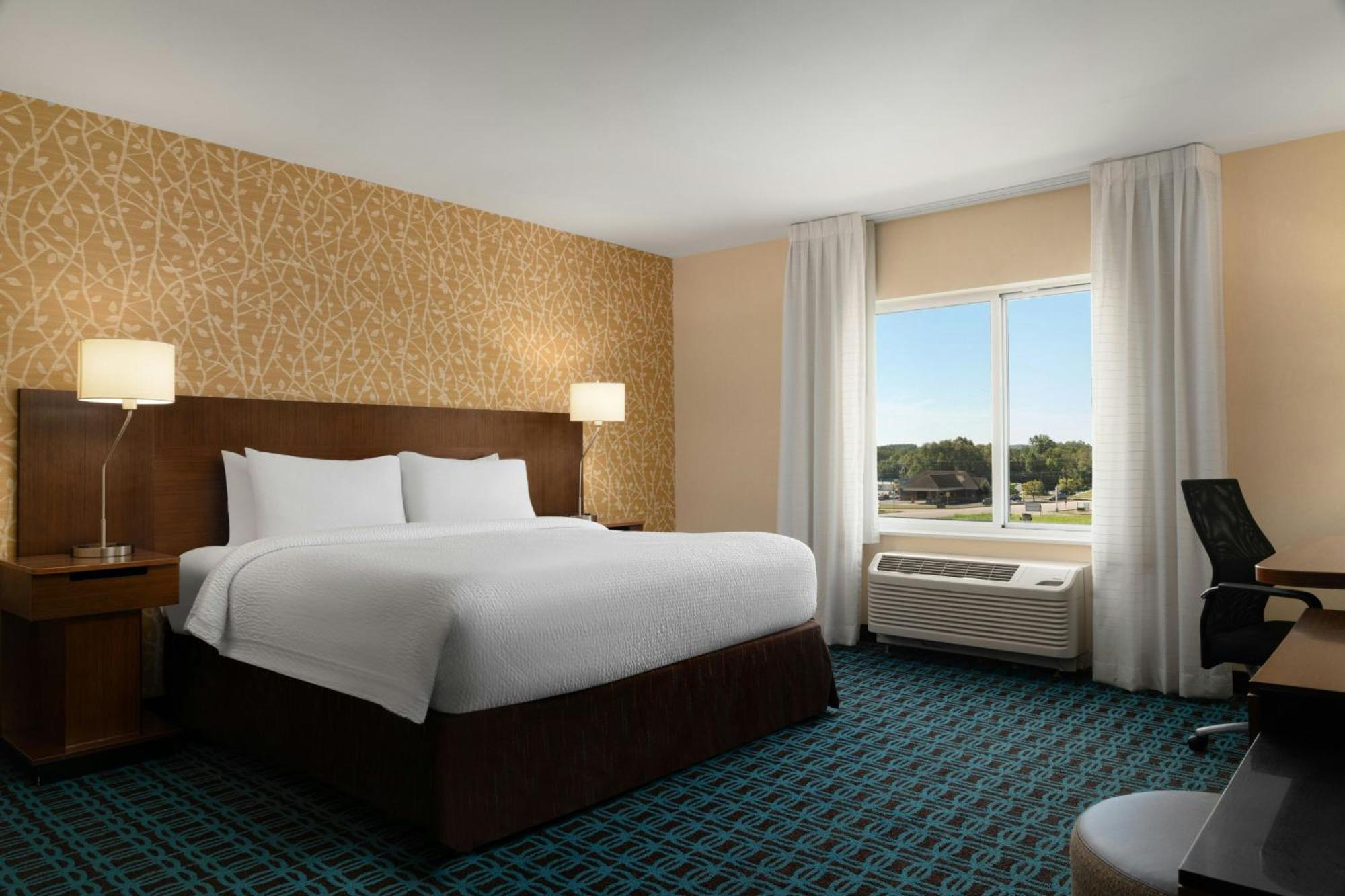 Fairfield Inn & Suites By Marriott Лондон Экстерьер фото